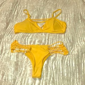 Women’s string bikini thong medium